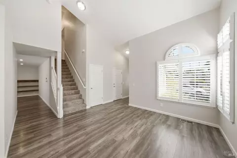 Living - 1890 Howard Dr, Windsor, CA 95492 photo 3 of 9