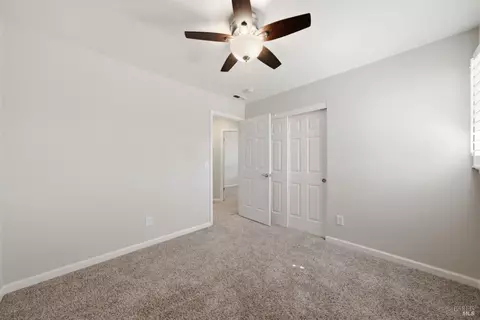 Bedroom - 1890 Howard Dr, Windsor, CA 95492 photo 6 of 10