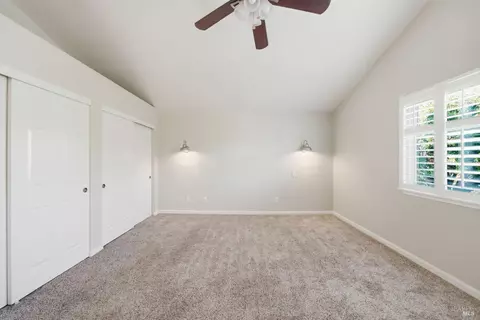 Bedroom - 1890 Howard Dr, Windsor, CA 95492 photo 4 of 10