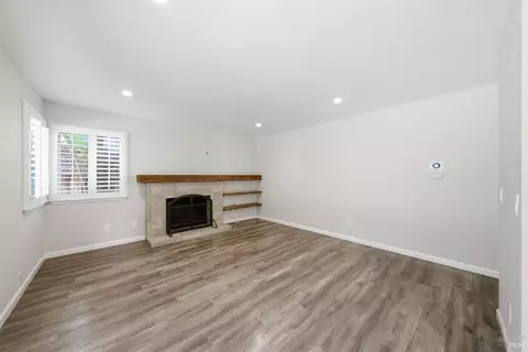 Living - 1890 Howard Dr, Windsor, CA 95492 photo 8 of 9