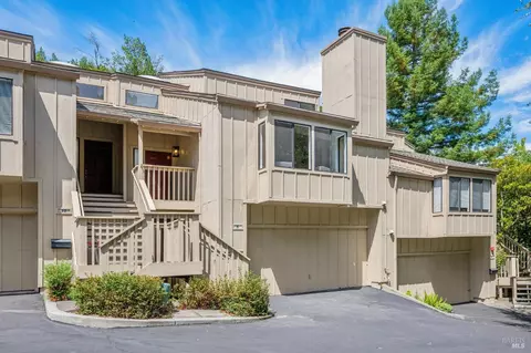 8 Sage Grouse Rd, Novato, CA 94949