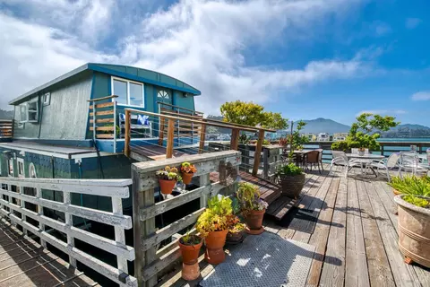 41 E Pier, Sausalito, CA 94965 photo 2