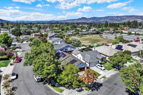 View/Area - 2138 Devonshire Dr, Napa, CA 94559 photo 1 of 8