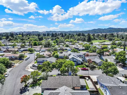 View/Area - 2138 Devonshire Dr, Napa, CA 94559 photo 4 of 8