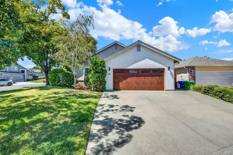 Exterior - 2138 Devonshire Dr, Napa, CA 94559 photo 6 of 27