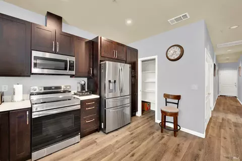 Kitchen - 2138 Devonshire Dr, Napa, CA 94559 photo 4 of 8