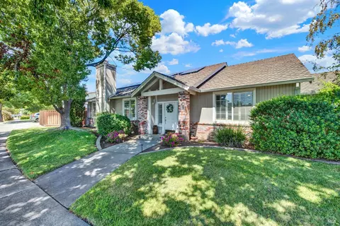 Exterior - 2138 Devonshire Dr, Napa, CA 94559 photo 11 of 27