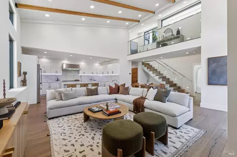 Living - 321 Loring Ave, Mill Valley, CA 94941 photo 2 of 3