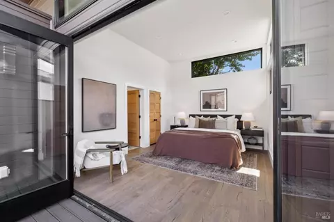 Bedroom - 321 Loring Ave, Mill Valley, CA 94941 photo 3 of 6