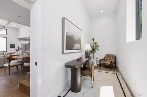 Entry Way - 321 Loring Ave, Mill Valley, CA 94941 photo 3 of 6