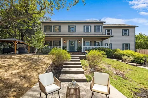 2460 Pleasant Hill Rd, Sebastopol, CA 95472