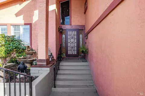 Entry Way - 126 Parkhaven Dr, Vallejo, CA 94591 photo 3 of 3