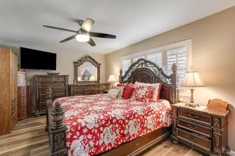 Bedroom - 126 Parkhaven Dr, Vallejo, CA 94591 photo 1 of 7