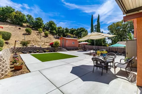 Exterior - 126 Parkhaven Dr, Vallejo, CA 94591 photo 10 of 18