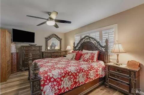 Bedroom - 126 Parkhaven Dr, Vallejo, CA 94591 photo 1 of 7