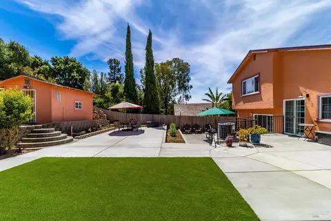 Exterior - 126 Parkhaven Dr, Vallejo, CA 94591 photo 11 of 18
