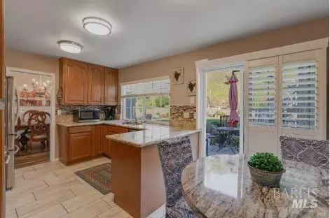 Kitchen - 126 Parkhaven Dr, Vallejo, CA 94591 photo 6 of 6