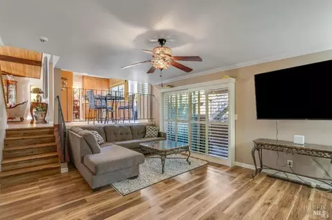 Living - 126 Parkhaven Dr, Vallejo, CA 94591 photo 3 of 3