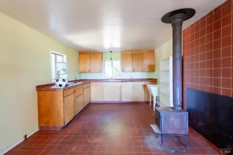 Kitchen - Undisclosed, Willits, CA 95490 photo 1 of 1