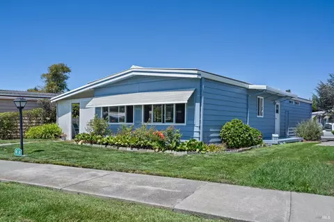 139 Parque Playa, Rohnert Park, CA 94928