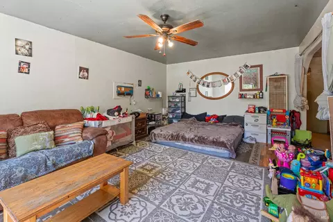 490 Della Ave, Willits, CA 95490 photo 4