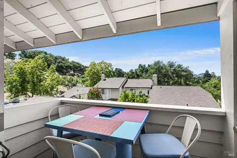 Exterior - 79 Village Cir, San Rafael, CA 94903 photo 3 of 13
