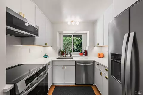 Kitchen - 79 Village Cir, San Rafael, CA 94903 photo 1 of 2