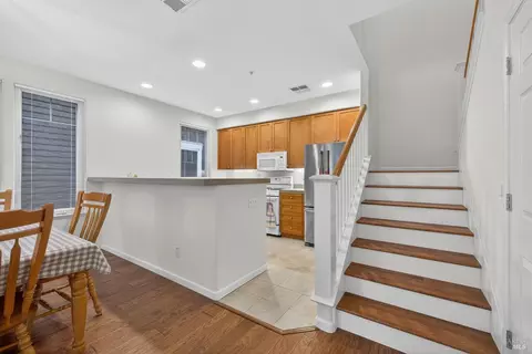 Kitchen - 7942 Scriver Ct, Cotati, CA 94931 photo 1 of 4