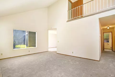 Living - 660 Gregory Cir, Sonoma, CA 95476 photo 2 of 6