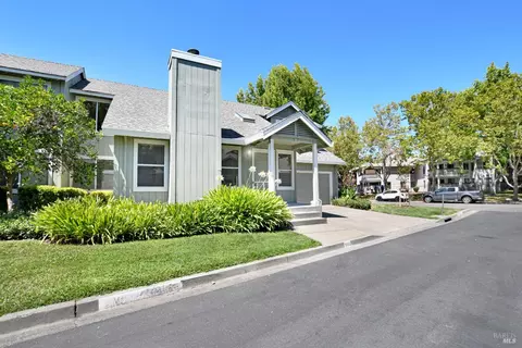 Exterior - 660 Gregory Cir, Sonoma, CA 95476 photo 6 of 8
