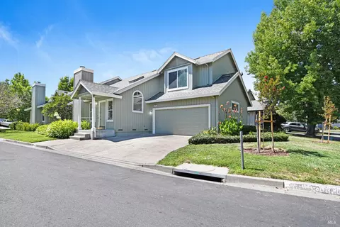 Exterior - 660 Gregory Cir, Sonoma, CA 95476 photo 5 of 8