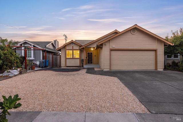2003 Tokay St, Santa Rosa, CA 95404