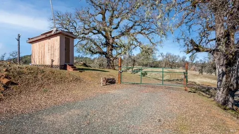 5250 Bartlett Springs Rd, Lucerne, CA 95458 photo 3