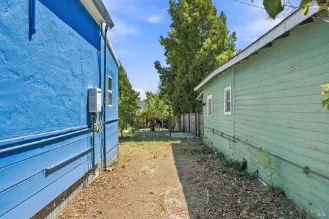 Exterior - 809 Dishong St, Vallejo, CA 94590 photo 5 of 24