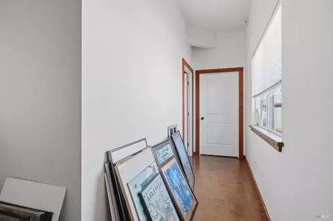 Entry Way - 809 Dishong St, Vallejo, CA 94590 photo 5 of 5