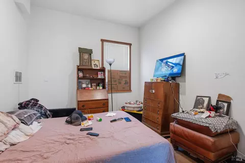 Bedroom - 809 Dishong St, Vallejo, CA 94590 photo 10 of 10