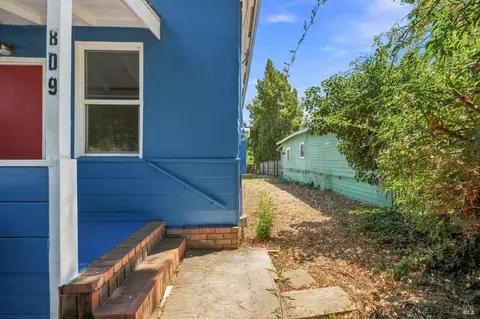 Exterior - 809 Dishong St, Vallejo, CA 94590 photo 3 of 24