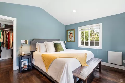 Bedroom - 2150 Valley Rd, Willits, CA 95490 photo 1 of 4