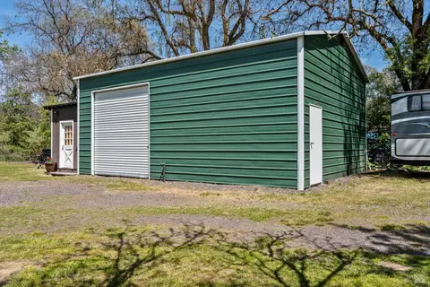 Exterior - 2150 Valley Rd, Willits, CA 95490 photo 5 of 15