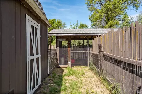 Exterior - 2150 Valley Rd, Willits, CA 95490 photo 13 of 15