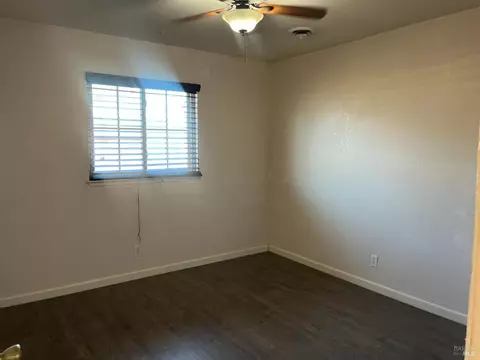 75 Nancy Ln, Willits, CA 95490 photo 4