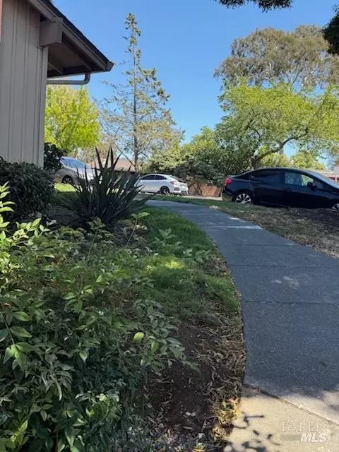 Exterior - 472 Corcoran Ave #1, Vallejo, CA 94589 photo 2 of 6