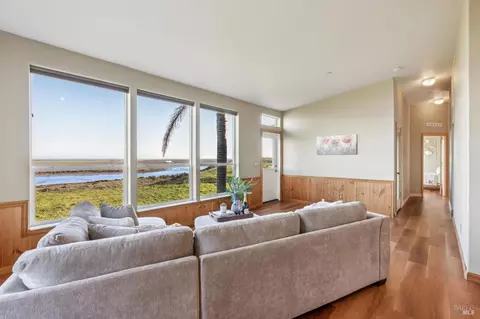 Living - 3030 Sears Point Rd, Sonoma, CA 95476 photo 3 of 4