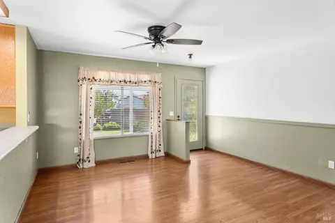 Living - 350 George Pl, Ukiah, CA 95482 photo 1 of 6