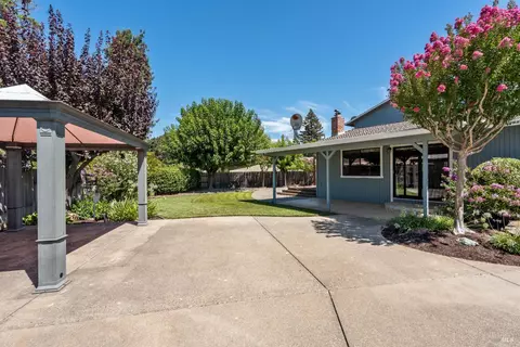 Exterior - 350 George Pl, Ukiah, CA 95482 photo 9 of 18