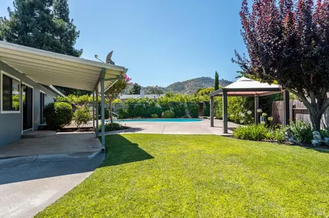 Exterior - 350 George Pl, Ukiah, CA 95482 photo 6 of 18