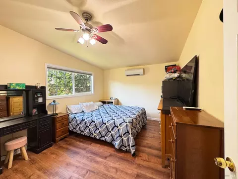 Bedroom - 255 Burlington Dr, Ukiah, CA 95482 photo 1 of 3