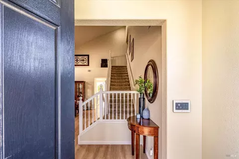 Entry Way - 115 Sage Way, Napa, CA 94559 photo 2 of 5