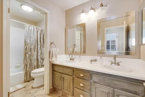 Bath - 115 Sage Way, Napa, CA 94559 photo 6 of 7