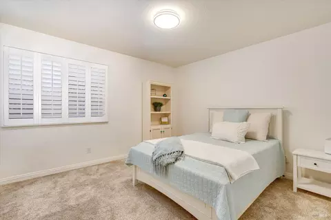 Bedroom - 115 Sage Way, Napa, CA 94559 photo 7 of 10
